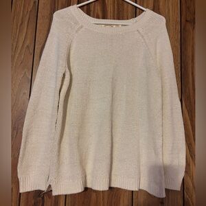 Faded Glory Cream with a tinge of gold Crewneck Knit Sweater